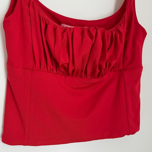 CropTop - Picture 2 of 4